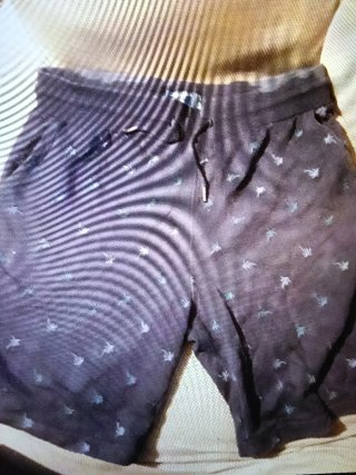 Pantalón corto estampado hombre