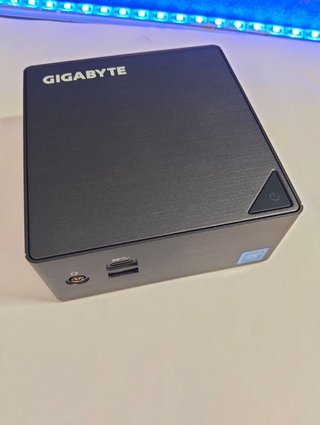 Gigabyte GB-BLCE-4105 Barebone UCFF Mini-PC J4105
