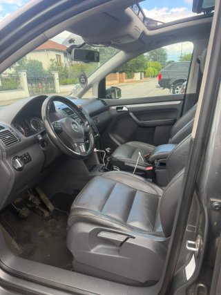 Volkswagen Touran 2012