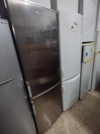Nevera Whirlpool blanca