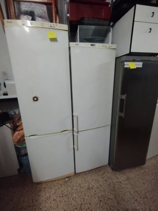 Nevera Whirlpool blanca