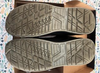 Zapatos de seguridad U-Power grises y rojos