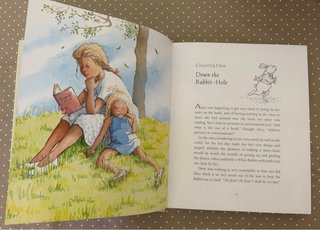 Alicia en el País - 2 libros INGLÉS tapa dura