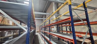 Estantería de picking industrial