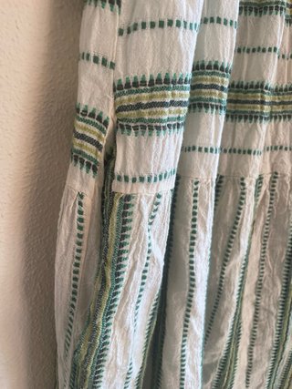 Vestido blanco y verde a rayas