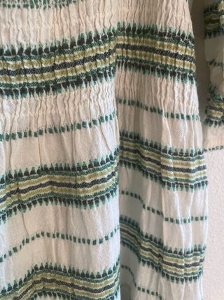 Vestido blanco y verde a rayas