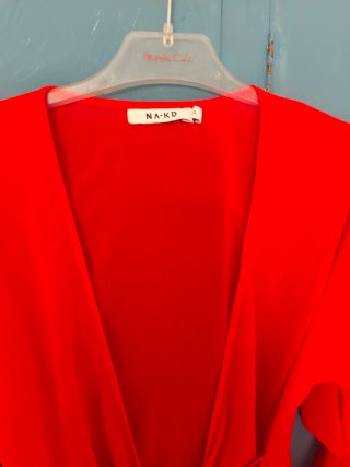 Blusa NA-KD Roja Talla M