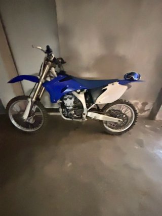 Yamaha Motocross Azul y Blanca