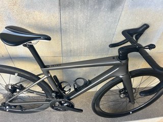 ENVE MEELE - ROAD BIKE