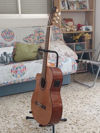 Guitarra Clásica Córdoba C5 Zurda Amplificada