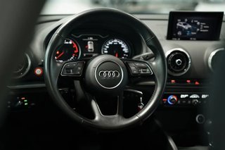 Audi A3 Audi A3 Sedan 40 TFSI quattro S tronic 7 vel. S line edition