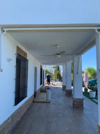Se ofrece pintor