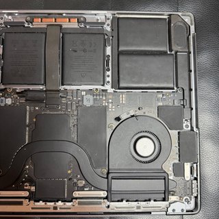 MacBook Pro 14 2021 A2442