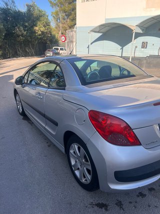 Peugeot 207 cc- Modelo 2007