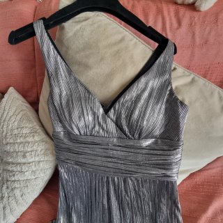 Vestido fiesta plata metalizado