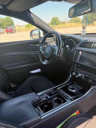 Jaguar XE 2018