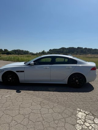 Jaguar XE 2018