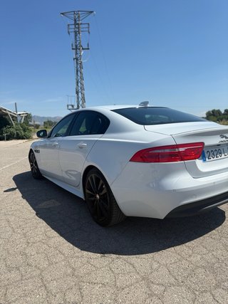 Jaguar XE 2018