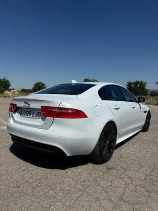 Jaguar XE 2018