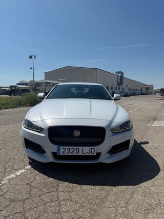 Jaguar XE 2018
