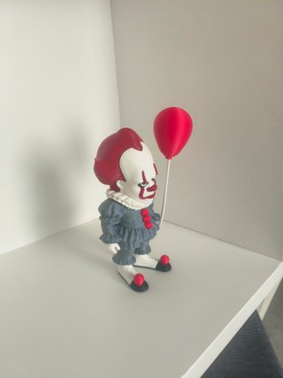 Figura Pennywise IT - Welcome to Derry. Terror