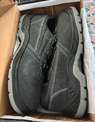 Zapatos de seguridad Blacklender negros y grises