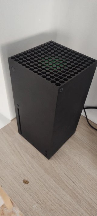 Xbox Series X + Monitor MSI Negro