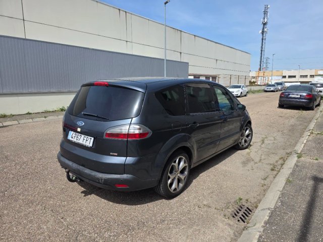 Ford S-MAX Titanium