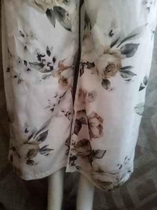 Mono floral para evento (medidas en descripción)