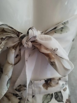 Mono floral para evento (medidas en descripción)