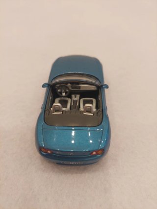 Modellino auto BMW Z4 cabrio blu