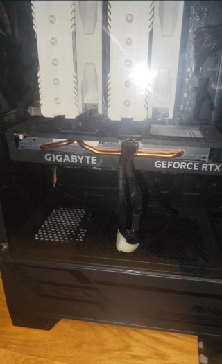 Tarjeta Gráfica Gigabyte RTX 4060 Eagle OC