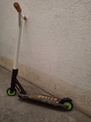 Patinete Booster B4
