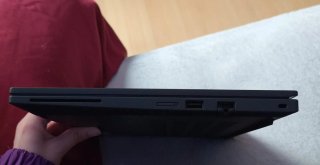 Portátil Lenovo ThinkPad T14 Gen 6 14 ultra 5
