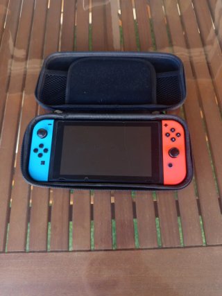 NINTENDO SWITCH (regalo mando pro) Juego a parte