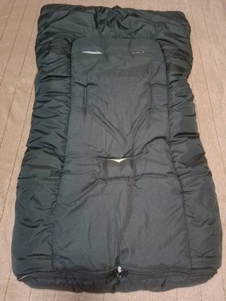 Saco para silla de paseo negro y blanco