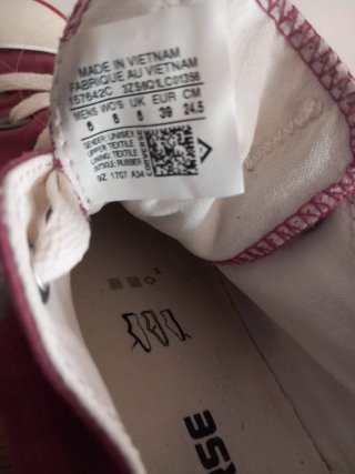 Converse bajas granate talla 39