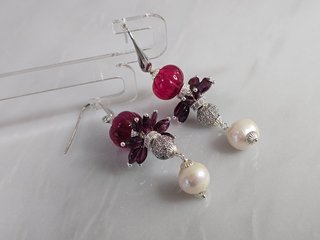 Orecchini in argento 925, rubini, perle e granato