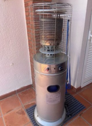 Estufa exterior metal y plástico