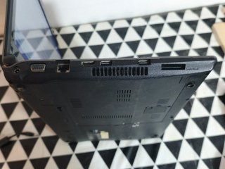 Portátil Siragon AMD 4GB RAM 500GB Disco