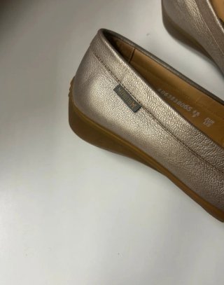 Zapatos Mephisto Talla 40 Dorado