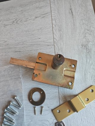 Cerradura de puerta con llaves cerrojo bombín
