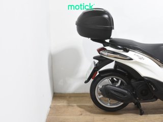 PIAGGIO LIBERTY 125 ( TOP CASE ) (IVA DEDUCIBLE)