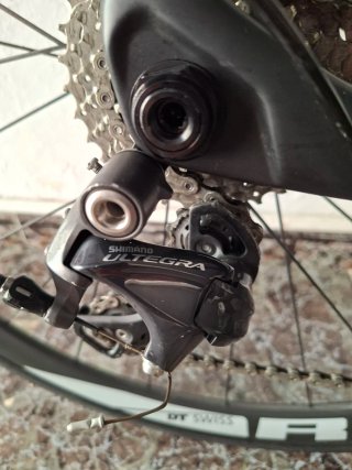 Bicicleta de carretera negra trex talla 54
