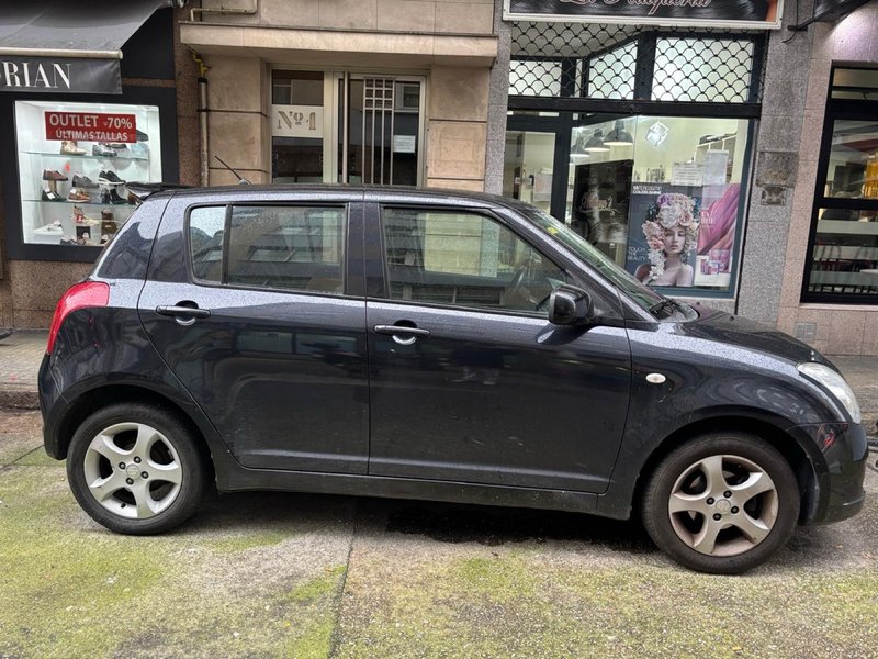 Suzuki Swift 2007 - foto 1