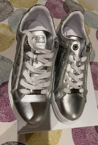 Zapatillas Guess Plateadas Mujer