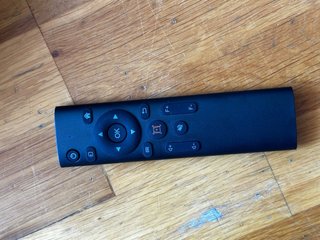 Proyector 4K WiMiUS + pantalla 120”+ soporte techo