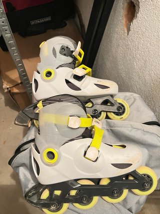 Patines y Casco infantil ajustable