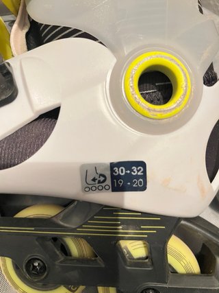 Patines y Casco infantil ajustable