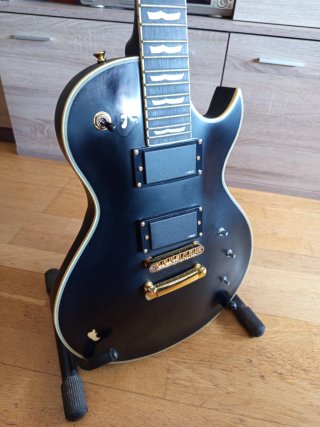Guitarra Les Paul (ROTA)